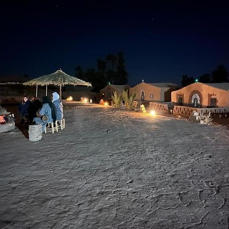 Camp Sahara Majestic Panzió M'Hamid Kültér fotó