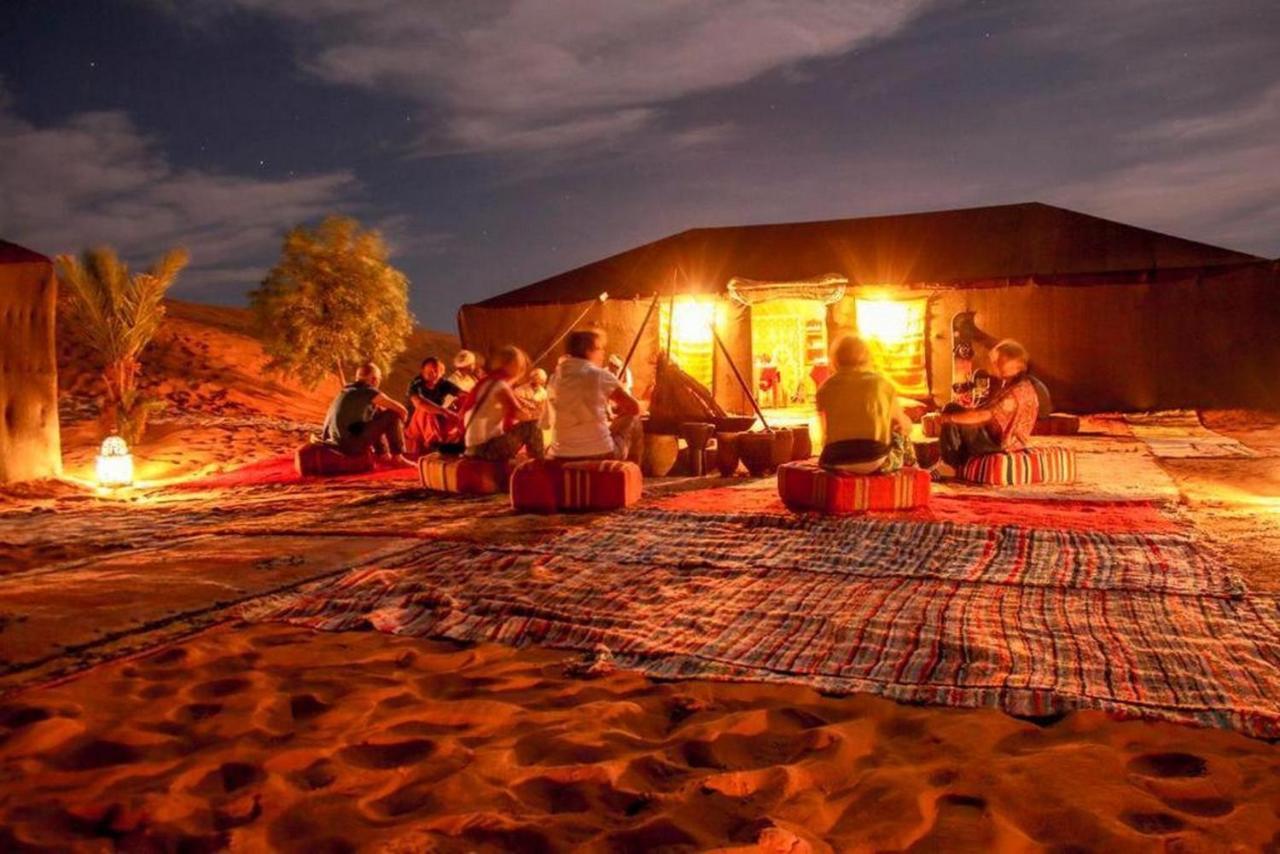 Camp Sahara Majestic Panzió M'Hamid Kültér fotó